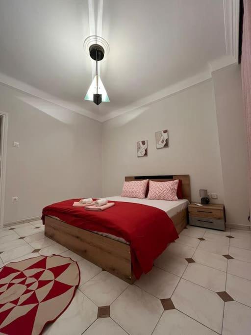 Thesshouse: In The Heart Of City
